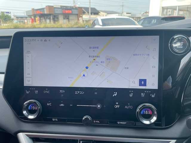 レクサス ＲＸ 350 Fスポーツ 三重県 2024(令6)年 1.1万km ホワイトノーヴァガラスフレーク メーカーオプション/・パノラマルーフ/・ブラックルーフレール/・オレンジブレーキキャリパー/・デジタルインナーミラー/・おくだけ充電/・寒冷地仕様/・アドバンスドパーク/・パーキングサポートブレーキ/・後席電動格納シート/・全席シートヒーター/・全席シートベンチレーション/・D/N席輻射ヒーター/セーフティシステムプラス/レクサスチームメイト/ブラインドスポットモニター/パーキングサポートブレーキ/1オーナー/4WD/ターボ/純正14型ディスプレイオーディオ/【ナビ/フルセグ/Bluetooth/USB/Miracast】/パノラミックビューモニター/ビルトインETC2.0/ヘッドアップディスプレイ/パドルシフト/ステアリングヒーター/レザー/ウルトラスエードコンビシート/全席パワーシート/パワーバックドア/オートライト/三眼フルLEDヘッドランプ/LEDフロントフォグランプ/プッシュスタート/スマートキー/スペアキー/純正フロアマット