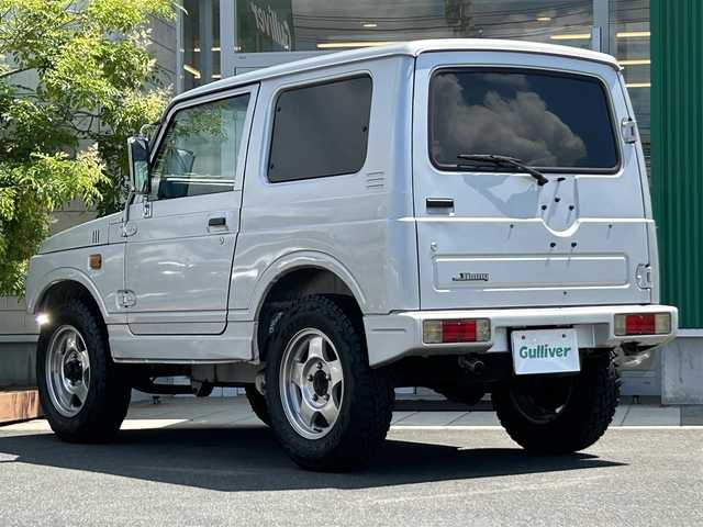 スズキ ジムニー ランドベンチャー 岡山県 1998(平10)年 16.7万km シルキーシルバーメタリック AM/FMラジオ付きCSプレイヤー/16インチホイール/フロントフォグランプ/ABS