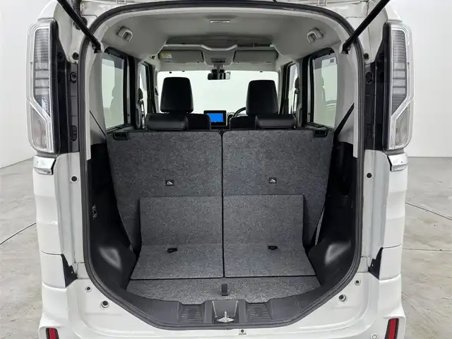 スズキ スペーシア カスタム HYBRID XS ターボ 福岡県 2019(平31)年 5万km ピュアホワイトP 社外ナビ　/両側電動スライドドア　/衝突軽減システム　/バックカメラ　/クルーズコントロール　/シートベンチレーション　/コーナーセンサー　/盗難防止装置　/アイドリングストップ　/レーンアシスト　/ＥＴＣ　/横滑り防止