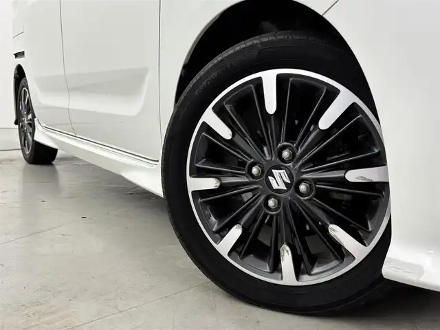 スズキ スペーシア カスタム HYBRID XS ターボ 福岡県 2019(平31)年 5万km ピュアホワイトP 社外ナビ　/両側電動スライドドア　/衝突軽減システム　/バックカメラ　/クルーズコントロール　/シートベンチレーション　/コーナーセンサー　/盗難防止装置　/アイドリングストップ　/レーンアシスト　/ＥＴＣ　/横滑り防止