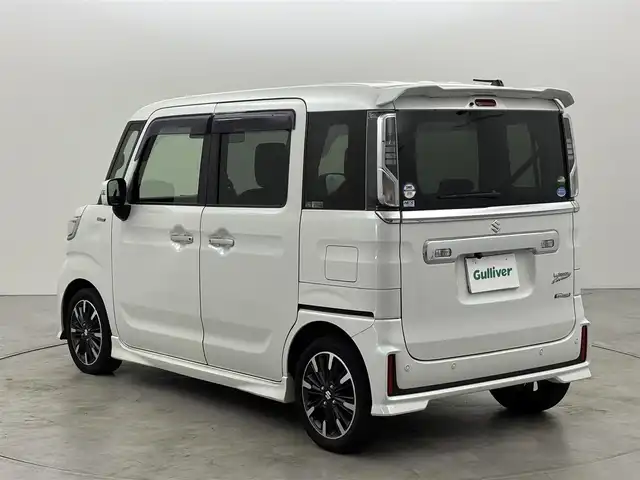 スズキ スペーシア カスタム HYBRID XS ターボ 福岡県 2019(平31)年 5万km ピュアホワイトP 社外ナビ　/両側電動スライドドア　/衝突軽減システム　/バックカメラ　/クルーズコントロール　/シートベンチレーション　/コーナーセンサー　/盗難防止装置　/アイドリングストップ　/レーンアシスト　/ＥＴＣ　/横滑り防止