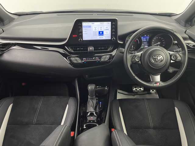 トヨタ Ｃ－ＨＲ S GRスポーツ 宮城県 2022(令4)年 4.8万km ブラックマイカ 純正８インチディスプレイオーディオ/全方位カメラ/Ｂｌｕｅｔｏｏｔｈ/前方ドラレコ/ビルトインＥＴＣ/オートクルーズコントロール/レーンキープアシスト/ブラインドスポットモニター/エンジンスターター/プリクラッシュセーフティ/オートライト/オートハイビーム