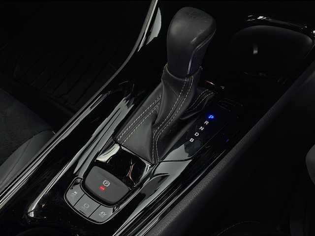 トヨタ Ｃ－ＨＲ S GRスポーツ 宮城県 2022(令4)年 4.8万km ブラックマイカ 純正８インチディスプレイオーディオ/全方位カメラ/Ｂｌｕｅｔｏｏｔｈ/前方ドラレコ/ビルトインＥＴＣ/オートクルーズコントロール/レーンキープアシスト/ブラインドスポットモニター/エンジンスターター/プリクラッシュセーフティ/オートライト/オートハイビーム