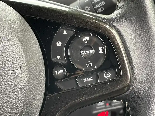 ホンダ Ｎ ＢＯＸ カスタム G L ターボ ホンダセンシング 愛知県 2017(平29)年 7.6万km ルナシルバーM ＳＤナビ/ＤＴＶ/ＣＤ／ＤＶＤ/ＢＴ/ＵＳＢ/Ｂカメラ/ＥＴＣ/両側パワースライドドア/ホンダセンシング/ステアリングスイッチ/純正１５インチＡＷ/クリアランスソナー/ハーフレザー/プッシュスタート/純正フロアマット