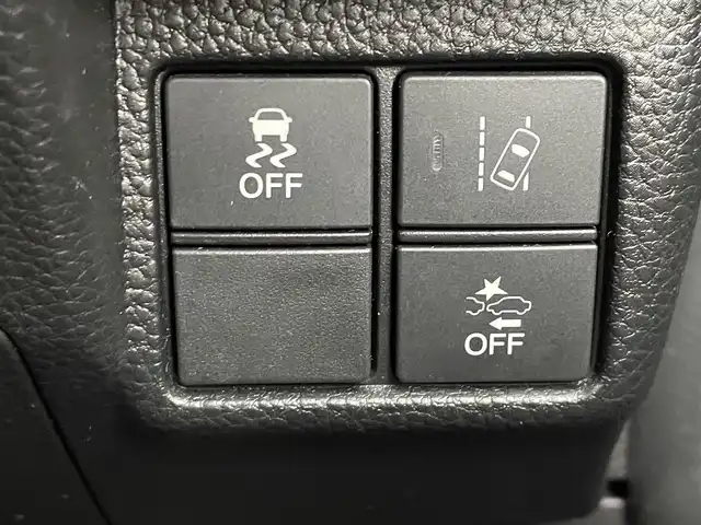 ホンダ Ｎ ＢＯＸ カスタム G L ターボ ホンダセンシング 愛知県 2017(平29)年 7.6万km ルナシルバーM ＳＤナビ/ＤＴＶ/ＣＤ／ＤＶＤ/ＢＴ/ＵＳＢ/Ｂカメラ/ＥＴＣ/両側パワースライドドア/ホンダセンシング/ステアリングスイッチ/純正１５インチＡＷ/クリアランスソナー/ハーフレザー/プッシュスタート/純正フロアマット