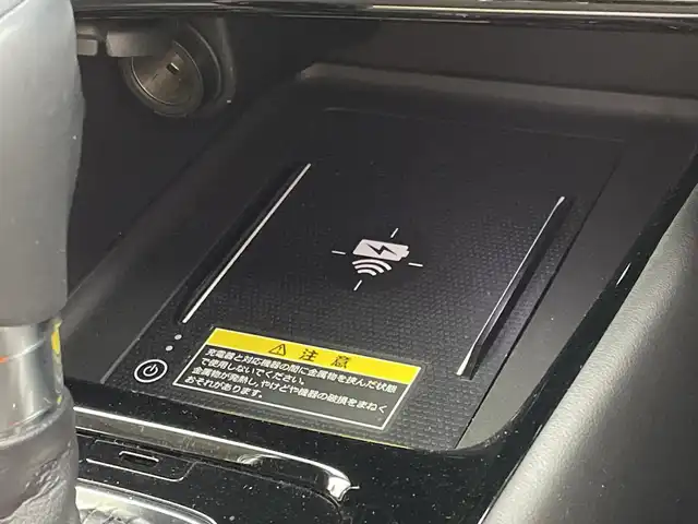 ホンダ ヴェゼル ハイブリッド e:HEV Z 三重県 2021(令3)年 2.8万km サンドカーキパール /禁煙車//純正ディスプレイオーディオ//AM/FM/USB/Bluetooth/フルセグ/AndroidAuto/AppleCarPray//バックモニター//前席シートヒーター//ステアリングヒーター//レーダークルーズコントロール//ブラインドスポットモニター//パワーバックドア//ハーフレザーシート//ホンダセンシング//ワイヤレスチャージャー//オートライト//オートワイパー//スペアキー//純正18インチAW