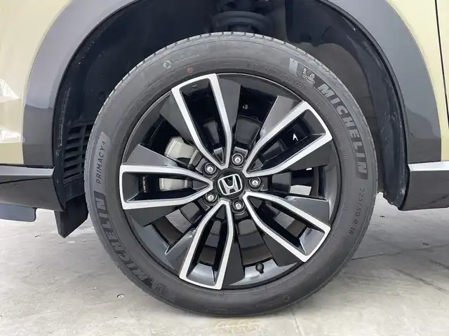 ホンダ ヴェゼル ハイブリッド e:HEV Z 三重県 2021(令3)年 2.8万km サンドカーキパール /禁煙車//純正ディスプレイオーディオ//AM/FM/USB/Bluetooth/フルセグ/AndroidAuto/AppleCarPray//バックモニター//前席シートヒーター//ステアリングヒーター//レーダークルーズコントロール//ブラインドスポットモニター//パワーバックドア//ハーフレザーシート//ホンダセンシング//ワイヤレスチャージャー//オートライト//オートワイパー//スペアキー//純正18インチAW