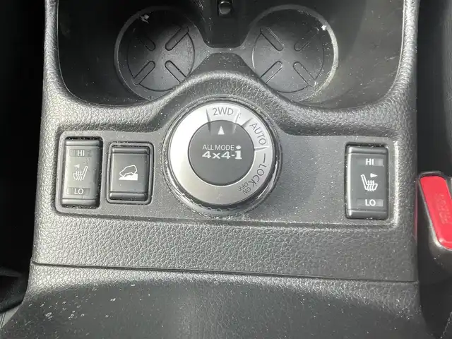 日産 エクストレイル 20X 福島県 2014(平26)年 11.9万km バーニングレッド ４WD/純正メモリーナビ/　　（CD/DVD/FM.AM/BT/ワンセグTV/USB.iPod）/社外エンジンスターター付き/バックカメラ/Pスタート/ドラレコ前後/アイドリングストップ/横滑り防止/D/N席シートヒーター/ダウンヒルアシストコントロール/オートライト/ETC/スノータイヤ４本積込み（225/65/R17)