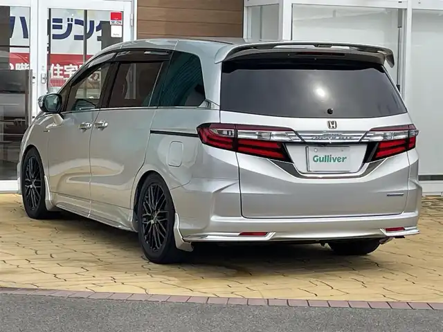 ホンダ オデッセイ ハイブリッド アブソルートセンシングEXパック 宮崎県 2017(平29)年 7.4万km スーパープラチナメタリック 〇純正MOPナビ/〇フルセグTV/〇両側パワースライドドア/〇バックカメラ/〇ビルトインETC/〇ドライブレコーダー/〇純正フリップダウンモニター/〇アダプティプクルーズコントロール/〇ホンダセンシング/〇ブラインドスポットインフォメーション/〇LEDヘッドランプ/〇オートライト/〇革巻きステアリングホイール/〇ハーフレザーシート/〇運転席パワーシート/〇社外18インチAWスタッドレス/〇スマートキーシステム/〇禁煙車