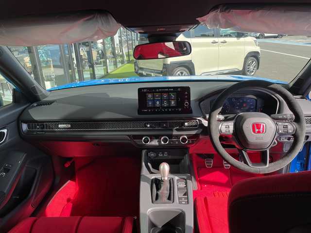 ホンダ シビック タイプR 愛知県 2025(令7)年 0.1千km レーシングブルーパール 登録済未使用車/ホンダセンシング/純正10.2型ディスプレイオーディオナビ/レーダークルーズコントロール/バックカメラ/ブレンボキャリパー/ホンダサンケイマフラー/ホンダLOGR/コーナーセンサー/純正アルミホイール/ETC2.0/ブラインドスポットモニター/LEDヘッドライト/レーンキープアシスト/オートマチックハイビーム/衝突軽減システム/フルセグ/Bluetooth/ステアリングスイッチ/スマートキー/プッシュスタート