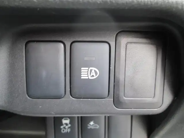 日産 デイズ ハイウェイスターG ターボ 千葉県 2017(平29)年 9.8万km ブラック 純正SDナビ、フルセグTV/アランドビューモニター/オーディオ【CD/DVD/SD/BT/MSV】/HIDヘッドライト/純正15インチアルミホイール/ウィンカードアミラー/衝突被害軽減ブレーキ/クルーズコントロール/アイドリングストップ/ステアリングリモコン/前方ドライブレコーダー/ETC/インテリジェントキー