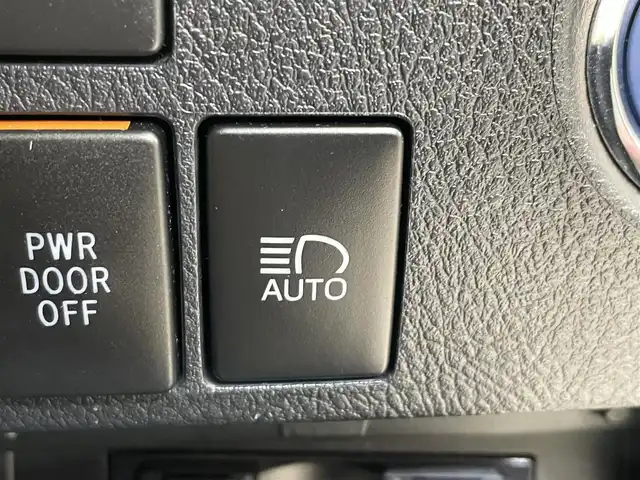 トヨタ ヴェルファイア ハイブリット X 岩手県 2019(令1)年 5.7万km ホワイトパールクリスタルシャイン ４WD/モデリスタエアロ/両側パワースライドドア/ALPINEビッグXナビ１１インチナビ/フルセグTV/トヨタセーフティセンス/プリクラッシュセーフティ/レーダークルーズコントロール/レーントレーシングアシスト/オートマチックハイビーム/クリアランスソナー/先行車発進告知機能/横滑り防止装置/MTモード付AT/レザー調シートカバー/リヤオートエアコン/バックカメラ/サイドカメラ/ETC/ドライブレコーダー/LEDヘッドランプ/LEDフォグランプ/社外１７インチアルミホイール