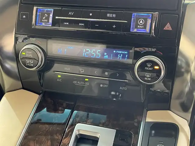 トヨタ ヴェルファイア ハイブリット X 岩手県 2019(令1)年 5.7万km ホワイトパールクリスタルシャイン ４WD/モデリスタエアロ/両側パワースライドドア/ALPINEビッグXナビ１１インチナビ/フルセグTV/トヨタセーフティセンス/プリクラッシュセーフティ/レーダークルーズコントロール/レーントレーシングアシスト/オートマチックハイビーム/クリアランスソナー/先行車発進告知機能/横滑り防止装置/MTモード付AT/レザー調シートカバー/リヤオートエアコン/バックカメラ/サイドカメラ/ETC/ドライブレコーダー/LEDヘッドランプ/LEDフォグランプ/社外１７インチアルミホイール