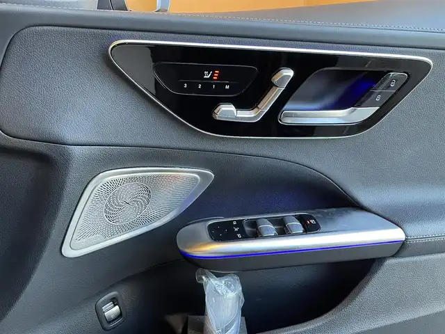 メルセデス・ベンツ Ｍ・ベンツ Ｃ２２０ｄ アバンギャルド　AMGライン 愛知県 2023(令5)年 1.5万km グレーＭ パノラミックスライディングルーフ/黒革/HUD/ナビ/TV/Bluetooth/360カメラ/シートヒーター/デジタルインナーミラー/アンビエントライト/レーダーセーフティ/ACC/LKA/BSM/アダプティブLED/パドルシフト