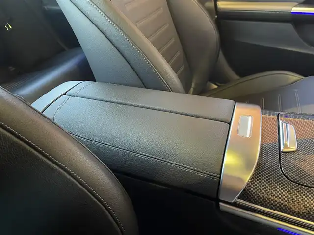 メルセデス・ベンツ Ｍ・ベンツ Ｃ２２０ｄ アバンギャルド　AMGライン 愛知県 2023(令5)年 1.5万km グレーＭ パノラミックスライディングルーフ/黒革/HUD/ナビ/TV/Bluetooth/360カメラ/シートヒーター/デジタルインナーミラー/アンビエントライト/レーダーセーフティ/ACC/LKA/BSM/アダプティブLED/パドルシフト