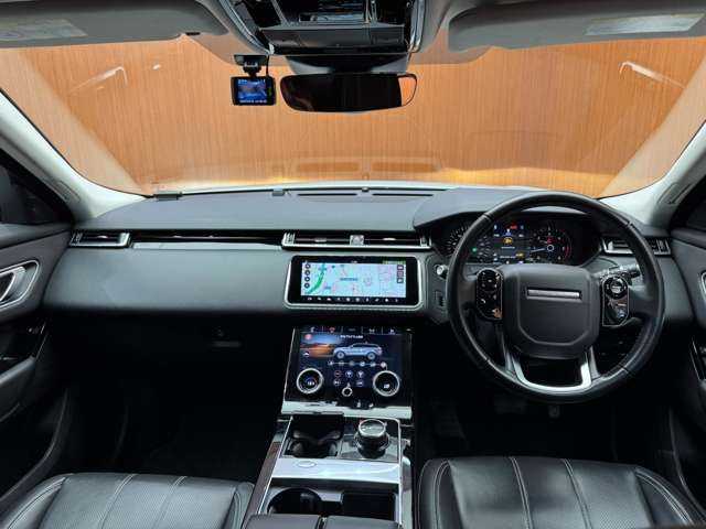 ランドローバー レンジローバーヴェラール S 180PS 千葉県 2018(平30)年 6万km 白 ドライブプロパック　/ACC　/黒革シート　/ナビ　/360°Bluetooth接続　/MERIDIANサウンド　/電動リアゲート　/電動シート　/シートヒーター　/衝突軽減B　/BSM　/LKA　/純正22インチAW　/オートハイビーム　/ドラレコ　/ETC