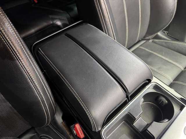 ランドローバー レンジローバーヴェラール S 180PS 千葉県 2018(平30)年 6万km 白 ドライブプロパック　/ACC　/黒革シート　/ナビ　/360°Bluetooth接続　/MERIDIANサウンド　/電動リアゲート　/電動シート　/シートヒーター　/衝突軽減B　/BSM　/LKA　/純正22インチAW　/オートハイビーム　/ドラレコ　/ETC