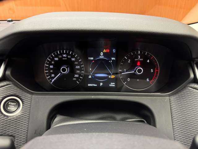 ランドローバー レンジローバーヴェラール S 180PS 千葉県 2018(平30)年 6万km 白 ドライブプロパック　/ACC　/黒革シート　/ナビ　/360°Bluetooth接続　/MERIDIANサウンド　/電動リアゲート　/電動シート　/シートヒーター　/衝突軽減B　/BSM　/LKA　/純正22インチAW　/オートハイビーム　/ドラレコ　/ETC