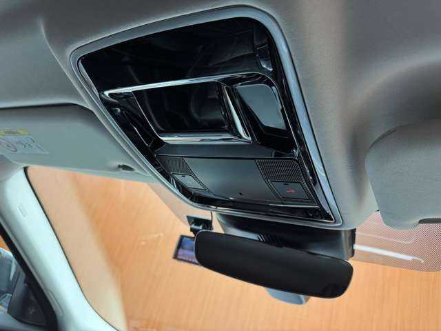 ランドローバー レンジローバーヴェラール S 180PS 千葉県 2018(平30)年 6万km 白 ドライブプロパック　/ACC　/黒革シート　/ナビ　/360°Bluetooth接続　/MERIDIANサウンド　/電動リアゲート　/電動シート　/シートヒーター　/衝突軽減B　/BSM　/LKA　/純正22インチAW　/オートハイビーム　/ドラレコ　/ETC