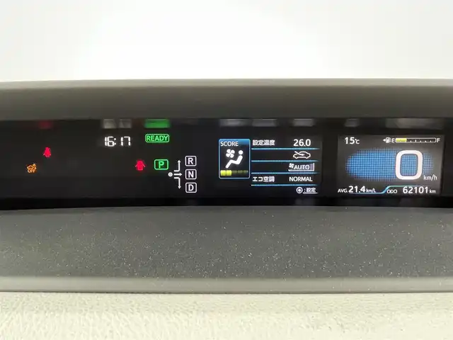 トヨタ プリウス A ツーリングセレクション 大阪府 2016(平28)年 6.3万km ホワイトパールクリスタルシャイン ＴＲＤフルエアロ/衝突軽減ブレーキ/純正９インチナビ　/CD/DVD/フルセグＴＶ/Bluetooth　/バックカメラ　/ビルトインＥＴＣ　/前後コーナーセンサー　/前後ドライブレコーダー　/追従型クルーズコントロール　/ブラインドスポットモニター/ヘッドアップディスプレイ/レーンキープアシスト/パーキングアシスト/純正１７インチアルミホイール/レザーシート/前列シートヒーター/盗難防止装置/LEDライト/フォグライト/オートライト