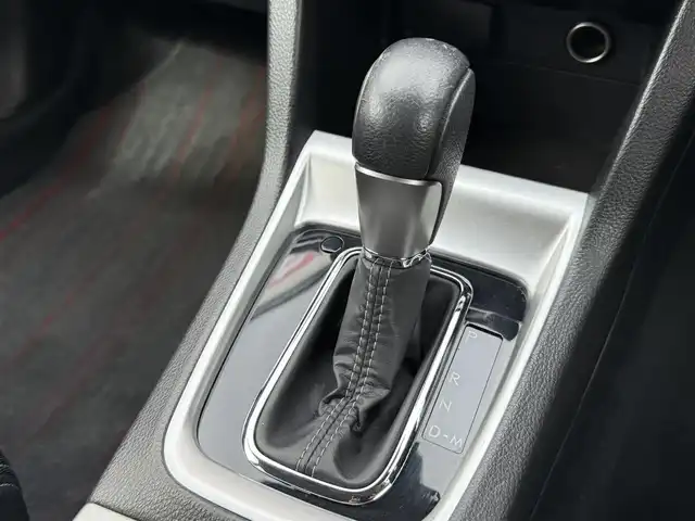 スバル レヴォーグ 1．6GT アイサイト プラウドED 道南・函館 2016(平28)年 8.7万km クリスタルホワイトP 純正ナビ/フルセグＴＶ/衝突軽減ブレーキ/夏冬タイヤ/クルーズコントロール/バック・サイドカメラ/オートライト/パワーシート/レーンキープアシスト/ドライブレコーダー/ブラインドスポットモニター