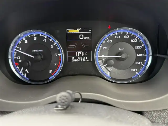 スバル レヴォーグ 1．6GT アイサイト プラウドED 道南・函館 2016(平28)年 8.7万km クリスタルホワイトP 純正ナビ/フルセグＴＶ/衝突軽減ブレーキ/夏冬タイヤ/クルーズコントロール/バック・サイドカメラ/オートライト/パワーシート/レーンキープアシスト/ドライブレコーダー/ブラインドスポットモニター