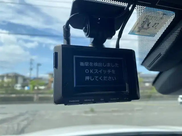 レクサス ＵＸ 250h バージョンL 福岡県 2023(令5)年 2万km ソニッククォーツ ムーンルーフ/パノラミックビューモニター/純正ナビ/フルセグ/黒革/パワーシート/シートヒーター/ベンチレーション/前後ドラレコ/ETC