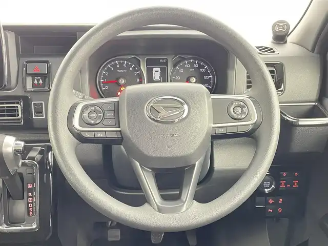 ダイハツ アトレー バン RS 千葉県 2022(令4)年 1.1万km シャイニングホワイトパール 禁煙車/スマートアシスト/社外９インチナビ/フルセグTV/Bluetooth/CD/DVD/HDMI/両側パワースライドドア /バックカメラ/LEDヘッドライト/クリアランスソナー/追従クルーズコントロール/ETC/アイドリングストップ/電動格納ミラー/プッシュスタート/スマートキー/スペアキー/フロアマット/ドアバイザー/取説・保証書