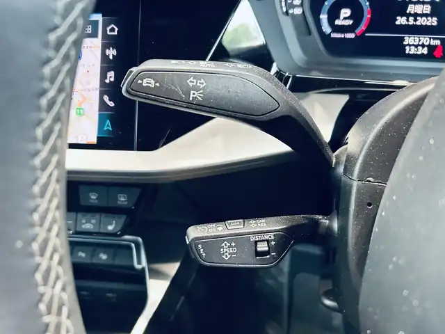 アウディ Ａ３ SB 30TFSI Sライン 大阪府 2022(令4)年 3.7万km ミトスブラックメタリック ブラックスタイリングP/ラグジュアリーP/ワンオーナー/ナビP/バーチャルコックピット/黒革/シートヒーター/純正ナビ/TV/バックカメラ/純正18インチAW/マトリクスLED/サイドアシスト/ACC