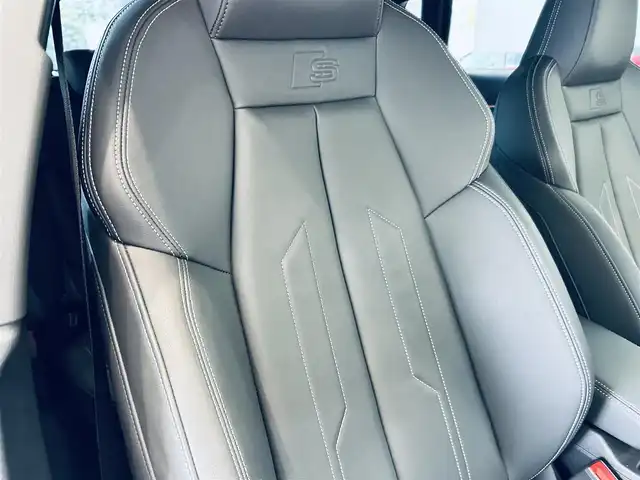 アウディ Ａ３ SB 30TFSI Sライン 大阪府 2022(令4)年 3.7万km ミトスブラックメタリック ブラックスタイリングP/ラグジュアリーP/ワンオーナー/ナビP/バーチャルコックピット/黒革/シートヒーター/純正ナビ/TV/バックカメラ/純正18インチAW/マトリクスLED/サイドアシスト/ACC