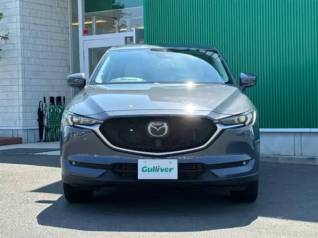 マツダ ＣＸ－５ XD Lパッケージ 宮城県 2020(令2)年 1万km ポリメタルグレーM BOSEサウンドシステム/360度ビューモニター/フロントパーキングセンサー/CD/DVD/地デジTV/＝＝＝/アドバンストスマートシティブレーキサポート/後退時スマートシティブレーキサポート/誤発進抑制制御/スマートブレーキサポート/レーダークルーズコントロール/ブラインドスポットモニタリング/車線逸脱警報システム」/レーンキープアシストシステム/リアパーキングセンサー/ドライバーアテンションアラート/オフロードトラクションアシスト/マツダコネクトナビ/・Bluetooth/・AppleCarPlay/・AndroidAuto/ETC/ドライブレコーダー/パワーバックドア/ホワイトレザーシート/シートヒーター/ステアリングヒーター/パワーシート/革巻きステアリング/パドルシフト/電動パーキングブレーキ/ブレーキホールド/アダプティブLEDヘッドライト/フォグランプ/オートライト/スマートキー＆プッシュスタート/スペアキー1本/純正19インチAW/フロアマット/トノカバー/W/サイド/カーテンエアバッグ