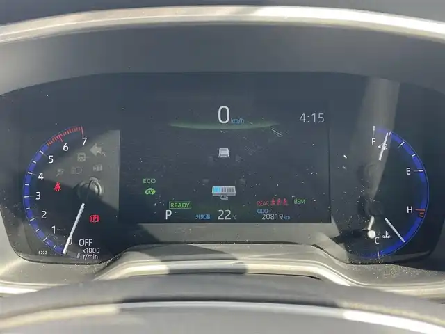トヨタ カローラ クロス ハイブリッド Z 滋賀県 2021(令3)年 2.1万km ダークブルーマイカM ４WD/純正9型ディスプレイオーディオ/・Bluetooth/・フルセグ/・Mira Cast/パノラミックビューモニター/ステアリングリモコン/革巻きステアリング/ステアリングヒーター/ETC/前後ドライブレコーダー/レーダークルーズコントロール/運転席パワーシート/前席シートヒーター/パワーバックドア/オートリトラミラー/LEDオートライト/オートハイビーム/フォグライト/プリクラッシュセーフティ/ブラインドスポットモニター/スマートキー/プッシュスタート
