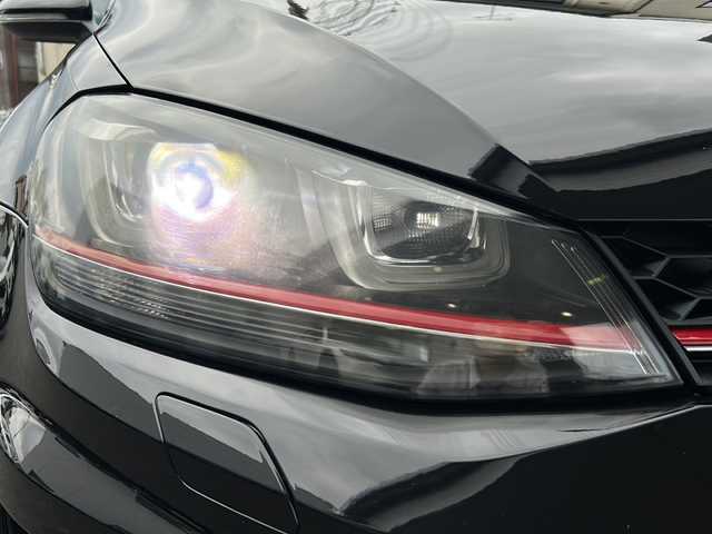 フォルクスワーゲン ゴルフ ＧＴＩ 京都府 2016(平28)年 6万km 黒 純正ＳＤナビ　/フルセグＴＶ　/バックカメラ　/コーナーセンサー　/電動リアゲート　/ドライブレコーダー　/ＭＴモード付ＡＴ　/クローズコントロール　/盗難防止装置/横滑り防止装置/オートライト/AUX接続/Bluetooth接続/ウィンカーミラー　/スマートキー/スペアキー/ＥＴＣ/W＋サイドエアバッグ/カーテンエアバック