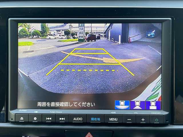 ホンダ フィット e:HEVホーム 大阪府 2020(令2)年 3.8万km プレミアムグラマラスブロンズP 純正８インチナビ/  フルセグTV/CD/DVD/Bluetooth/USB/バックモニター/横滑り防止装置/衝突軽減ブレーキ/コーナーセンサー/レーダークルーズコントロール/レーンキープアシスト/ステアリングスイッチ/アイドリングストップ/オートマチックハイビーム/純正15インチアルミホイール/ハーフレザーシート/純正フロアマット/プッシュスタート/スマートキー/ＥＴＣ/ＬＥＤライト/禁煙車