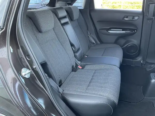 ホンダ フィット e:HEVホーム 佐賀県 2020(令2)年 3.8万km プレミアムグラマラスブロンズP 純正8インチSDナビゲーション/・フルセグTV/CD/DVD/SD/USB/Bluetooth/バックカメラ/前後ドライブレコーダー/ビルトインETC/電子パーキングブレーキ/・AUTO HOLD機能/ハーフレザーシート/ISOFIX対応/革巻きステアリング/ステアリングリモコン/純正LEDヘッドライト/・オートマチックハイビーム/純正フロアマット/純正ドアバイザ―/新車保証書/取扱説明書/ホンダセンシング/・アダプティブクルーズコントロール/・路外逸脱抑制機能/・踏み間違い衝突軽減システム/・衝突被害軽減ブレーキ/・前後パーキングセンサー