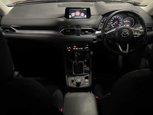 マツダ ＣＸ－５ XD プロアクティブ 静岡県 2018(平30)年 5.2万km ジェットブラックマイカ 【メーカーOP】/パワーバックドア/CD/DVDプレーヤー＋地上デジタルテレビチューナー/アラウンドビューモニター＋フロントパーキングセンサー/【安全装備】/車間認知支援システム/SBS/SCBS/ブラインドスポットビューモニター/レーンキープアシスト/交通標識認識システム/ドライバーアテンションアラート/パーキングセンサー表示/【主要装備】/純正ナビ　/レーダークルーズコントロール　/ＥＴＣ　/ヘッドアップディスプレイ　/電動パーキングブレーキ　/オートホールド/プッシュスタート/スマートキー/スペアキー有り/純正19インチアルミホイール