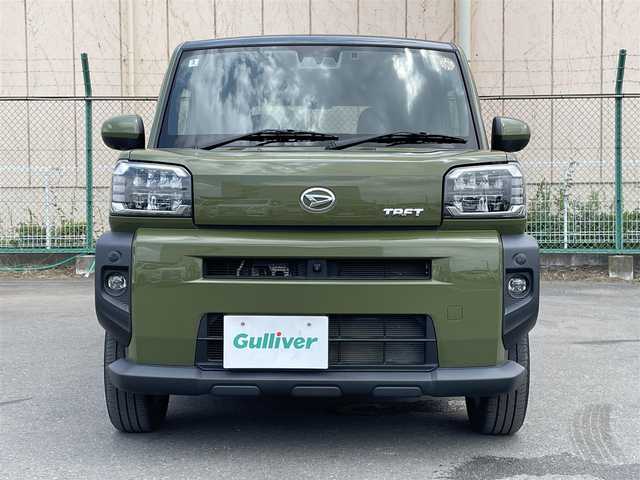 ダイハツ タフト G ターボ 東京都 2022(令4)年 2.6万km フォレストカーキメタリック ケンウッドナビ/スカイフィールトップ/全方位モニター/衝突回避支援/車線逸脱警報機能/コーナーセンサー/アダプティブクルーズ/ETC/シートヒーター/横滑り抑制機能/ステアリングスイッチ