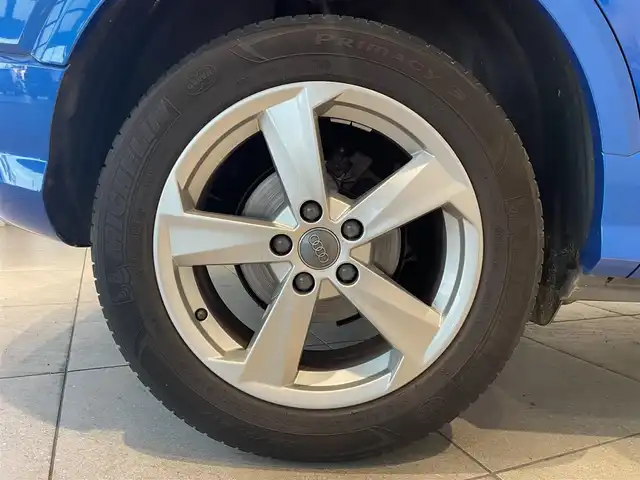 アウディ Ｑ２ 30TFSIスポーツ 愛知県 2019(平31)年 2.7万km 青 バーチャルコクピット　/ＭＭＩナビ　/Ｂｌｕｅｔｏｏｔｈ　/バックカメラ　/フルセグＴＶ　/ＡＣＣ　/ＬＫＡ　/ＢＳＭ　/シートヒーター　/コーナーセンサー　/パワーバックドア　/ドライブレコーダー　/ＥＴＣ２．０/プッシュスタート/アイドリングストップ/ウィンカーミラー