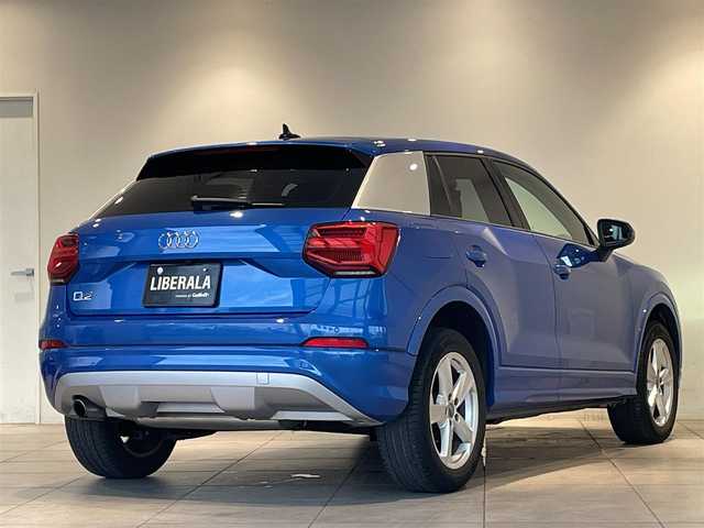 アウディ Ｑ２ 30TFSIスポーツ 滋賀県 2019(平31)年 2.7万km 青 バーチャルコクピット　/ＭＭＩナビ　/Ｂｌｕｅｔｏｏｔｈ　/バックカメラ　/フルセグＴＶ　/ＡＣＣ　/ＬＫＡ　/ＢＳＭ　/シートヒーター　/コーナーセンサー　/パワーバックドア　/ドライブレコーダー　/ＥＴＣ２．０/プッシュスタート/アイドリングストップ/ウィンカーミラー