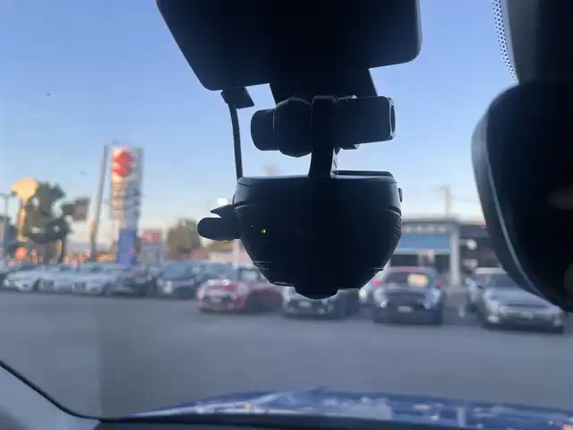 アウディ Ｑ２ 30TFSIスポーツ 滋賀県 2019(平31)年 2.7万km 青 ナビゲーションパッケージ/MMIナビゲーションシステム/地デジ/スマートフォンインターフェイス/8スピーカー/Audi connect/アシスタンスパッケージ/サイドアシスト/アクティブレーンアシスト/トラフィックジャムアシスト/リヤクロストラフィックアシスト/アウディプレセンスベーシック/ハイビーム・アシスト/コンビニエンスパッケージ/アドバンストキーシステム/リヤビューカメラ/アウディパーキングシステム/ベーシックパッケージ/デラックスオートマチックエアコンディショナー/ルームミラー　自動防眩/DIS(ドライバーインフォメーションシステム)/センターアームレス(フロント)/LEDライトパッケージ/LEDヘッドライト/ヘッドライトウォッシャー/LEDリヤダイナミックターンインディケーター/LEDインテリアライティング/バーチャルコックピット/オートマチックテールゲート/アウディドライブセレクト/アダプティブクルーズコントロール/全方位ドライブレコーダー/シートヒーター/5アームスターデザイン7J×17インチAW