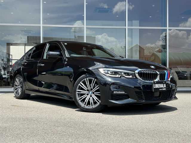 ＢＭＷ ３２０ｉ Mスポーツ 岐阜県 2019(令1)年 5万km サファイアブラックP 純正HDDナビ/　BTオーディオ/　USB/ドライビング・アシスト・プロフェッショナル/　ACC/　レーン・コントロール・アシスト/　レーン・ディパーチャー・ウォーニング/　レーン・チェンジ・ウォーニング/　アクティブ・サイド・コリジョン・プロテクション/　前車接近警告機能/　衝突回避・被害軽減ブレーキ/　後車衝突警告機能/　クロス・トラフィック・ウォーニング/　エマージェンシー・ストップ・アシスト/　トラフィック・サイン・アシスト/BMWヘッドアップディスプレイ/BMWジェスチャー・コントロール/パワーシート/シートヒーター/バックカメラ/アンビエントライト/ドライブレコーダー/ETC2.0