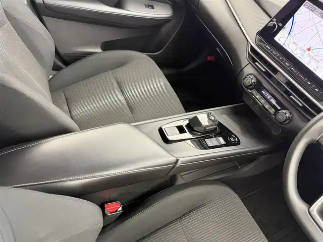 日産 ノート X 宮城県 2021(令3)年 4.7万km ビビットブルー / スーパーブラック 2トーン 禁煙車//プロパイロット//３６０°セーフティアシスト/・インテリジェントエマージェンシーブレーキ/・ふらつき警報/・前方衝突予測警報/・標識検知機能/・側方運転支援/・後側方衝突防止支援システム/・アラウンドビューモニター/・踏み間違い衝突防止アシスト/・後退時車両検知警報/・インテリジェント ルームミラー/・エマージェンシーストップシグナル//純正ナビ(BT.USB.HDMI.AppleCarPlay)//フルセグ//ETC//置くだけ充電//電動パーキングブレーキ//オートホールド//プッシュスタート//純正マット