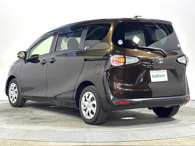 トヨタ シエンタ G 大阪府 2016(平28)年 5万km ヴィンテージブラウンパールクリスタルシャイン 純正ナビ(フルセグ/DVD再生/Bluetooth) バックカメラ ETC 両側パワースライドドア シートヒーター スマートキー Pスタート オートエアコン
