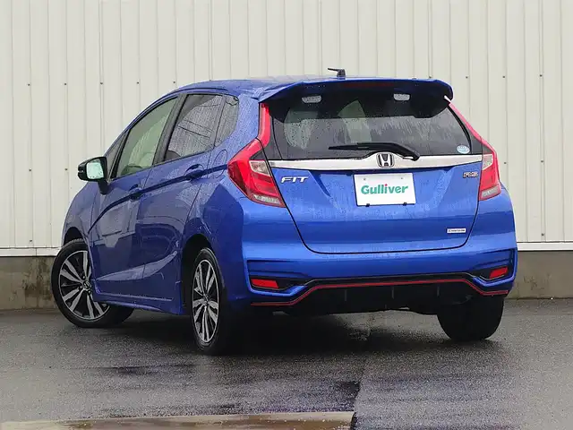 ホンダ フィット RS ホンダセンシング 山形県 2018(平30)年 9.6万km ブリリアントスポーティブルーメタリック2トーン 6MT/ホンダセンシング/純正ディスプレイオーディオ/　　【CD USB ワンセグ】/バックカメラ/レーダークルーズコントロール/LEDオートヘッドライト/純正16インチアルミホイール/アイドリングストップ/ステアリングスイッチ/電動格納ウィンカーミラー/フォグランプ/純正フロアマット/スマートキー×2/ETC