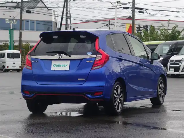 ホンダ フィット RS ホンダセンシング 山形県 2018(平30)年 9.6万km ブリリアントスポーティブルーメタリック2トーン 6MT/ホンダセンシング/純正ディスプレイオーディオ/　　【CD USB ワンセグ】/バックカメラ/レーダークルーズコントロール/LEDオートヘッドライト/純正16インチアルミホイール/アイドリングストップ/ステアリングスイッチ/電動格納ウィンカーミラー/フォグランプ/純正フロアマット/スマートキー×2/ETC