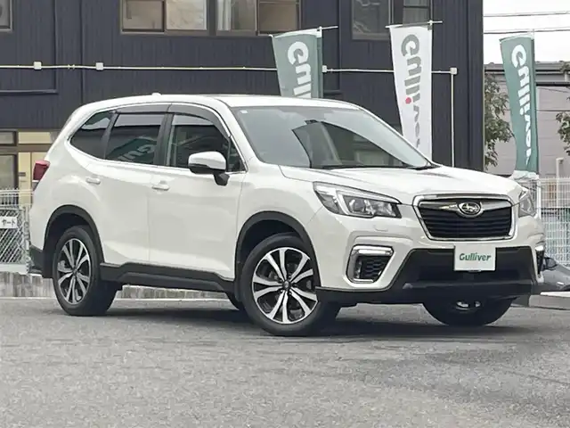 スバル フォレスター プレミアム 宮城県 2018(平30)年 5.3万km クリスタルホワイトP 純正ナビゲーション/　（フルセグテレビ　CD　FM/AM　Bluetooth）/アイサイト　/パドルシフト/レーダークルーズコントロール　/ブラインドスポットモニター/レーンアシスト/追突軽減システム/横滑り防止/デジタルインナーミラー　/バック・サイド・フロントカメラ/純正フロアマット/前席パワーシート/ステアリングヒーター/シートヒーター/ETC/パワーバックドア/スペアキー