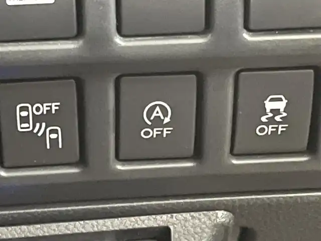 スバル フォレスター プレミアム 宮城県 2018(平30)年 5.3万km クリスタルホワイトP 純正ナビゲーション/　（フルセグテレビ　CD　FM/AM　Bluetooth）/アイサイト　/パドルシフト/レーダークルーズコントロール　/ブラインドスポットモニター/レーンアシスト/追突軽減システム/横滑り防止/デジタルインナーミラー　/バック・サイド・フロントカメラ/純正フロアマット/前席パワーシート/ステアリングヒーター/シートヒーター/ETC/パワーバックドア/スペアキー