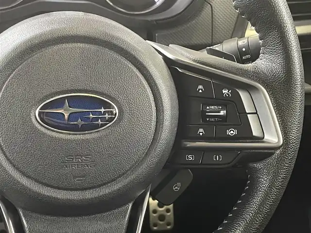 スバル フォレスター プレミアム 宮城県 2018(平30)年 5.3万km クリスタルホワイトP 純正ナビゲーション/　（フルセグテレビ　CD　FM/AM　Bluetooth）/アイサイト　/パドルシフト/レーダークルーズコントロール　/ブラインドスポットモニター/レーンアシスト/追突軽減システム/横滑り防止/デジタルインナーミラー　/バック・サイド・フロントカメラ/純正フロアマット/前席パワーシート/ステアリングヒーター/シートヒーター/ETC/パワーバックドア/スペアキー