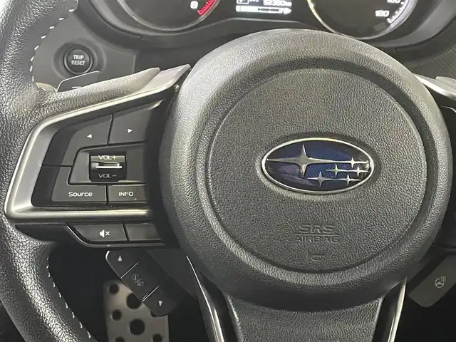 スバル フォレスター プレミアム 宮城県 2018(平30)年 5.3万km クリスタルホワイトP 純正ナビゲーション/　（フルセグテレビ　CD　FM/AM　Bluetooth）/アイサイト　/パドルシフト/レーダークルーズコントロール　/ブラインドスポットモニター/レーンアシスト/追突軽減システム/横滑り防止/デジタルインナーミラー　/バック・サイド・フロントカメラ/純正フロアマット/前席パワーシート/ステアリングヒーター/シートヒーター/ETC/パワーバックドア/スペアキー