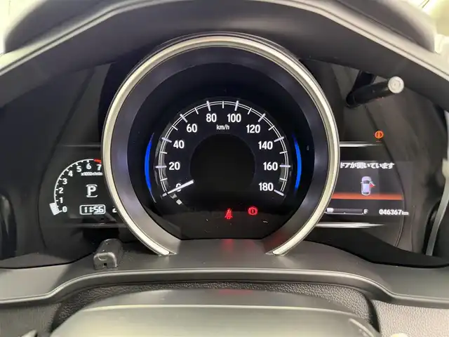 ホンダ フィット 13G L ホンダセンシング 愛知県 2018(平30)年 4.7万km スカイランドブルーM ホンダセンシング/・衝突軽減ブレーキ/・誤発進抑制機能/・アダプティブクルーズコントロール/・車線維持支援システム/・先行者発進お知らせ機能/純正SDナビ/・Bluetooth/・CD/DVD/・AUX/・フルセグTV/・iPod/ビルトインETC/バックカメラ/アイドリングストップ/LEDヘッドライト/ステアリングスイッチ/純正フロアマット/スマートキー/プッシュスタート